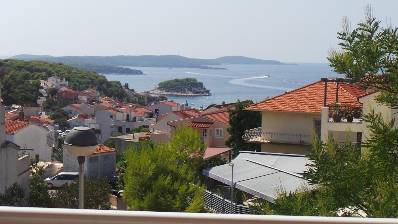 Villa Vera Hvar Town Bagian luar foto